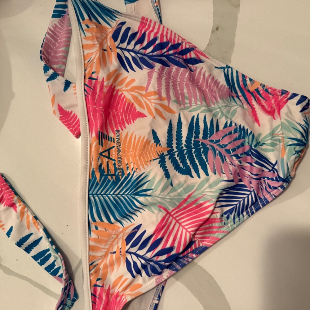 Swimsuit - Picture 2 of 2